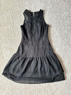 Parker Black Sleeveless Lace Midi Dress